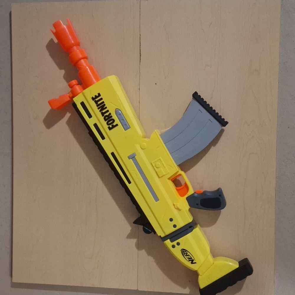Fortnite SCAR Nerf gun